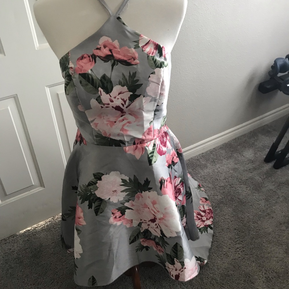 Windsor high and low floral dress size 11